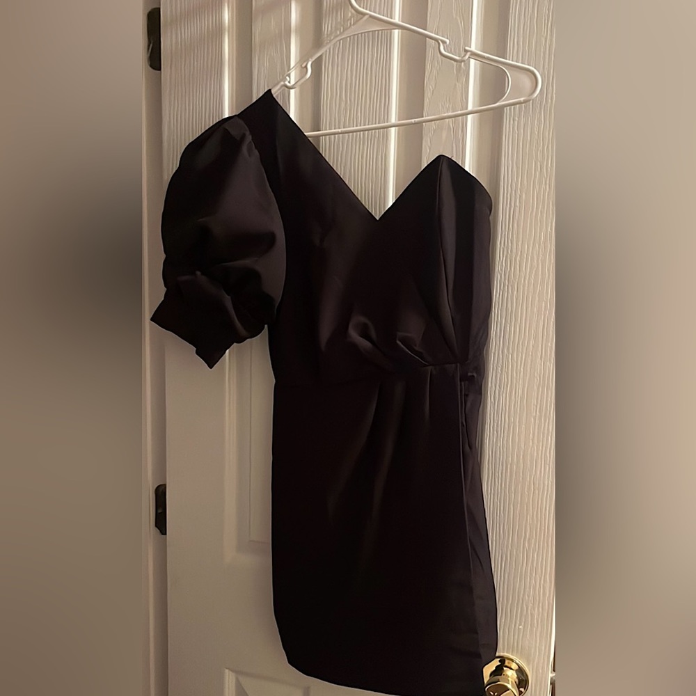 Beautiful One Shoulder Black Dress